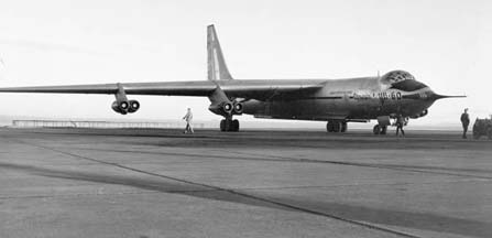 Goleta Air and Space Museum: Convair YB-60 eight-jet bomber